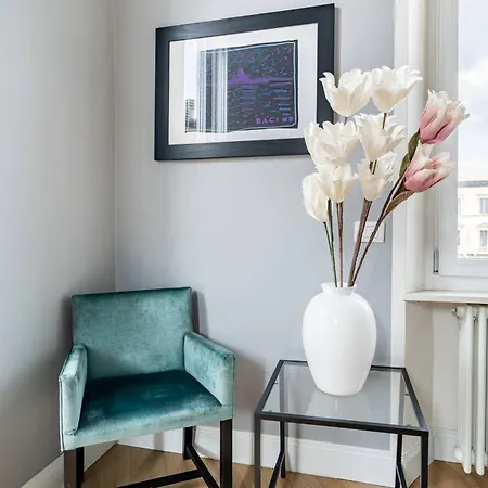 49 Square Garden Apartment *